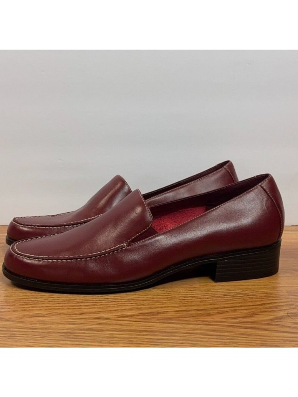 Mootsies Tootsies Teddi 2 Red Leather Loafers Size 11M
